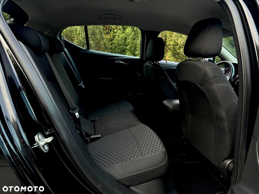 Opel Astra 1.4 Turbo Innovation - 12