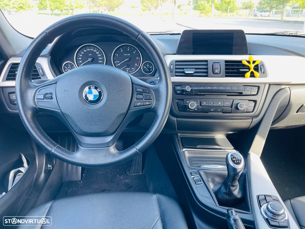 BMW 318 d Luxury Line - 9