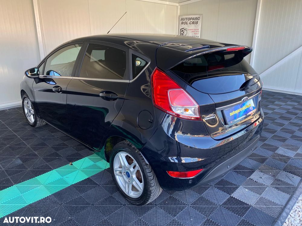 Ford Fiesta - 11