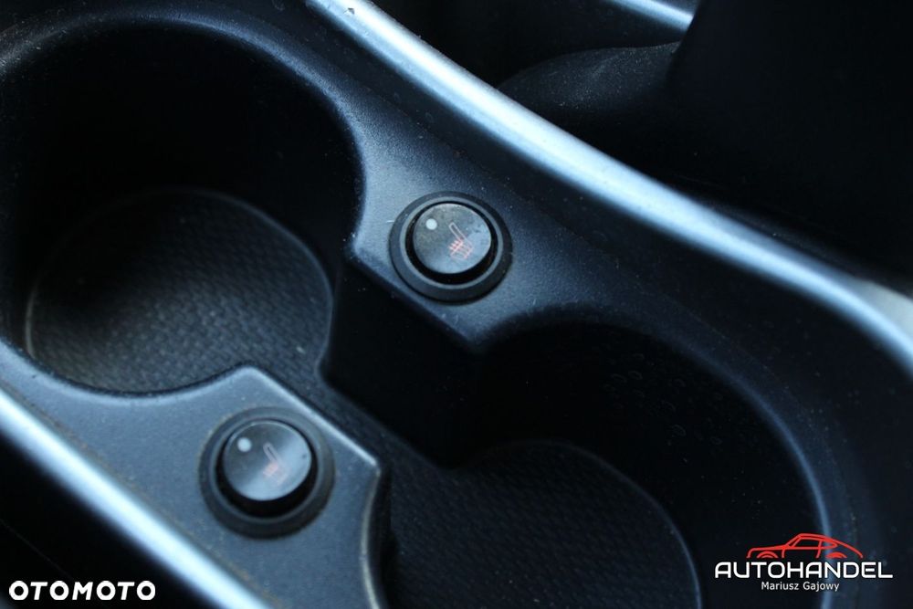 Mitsubishi Outlander - 15