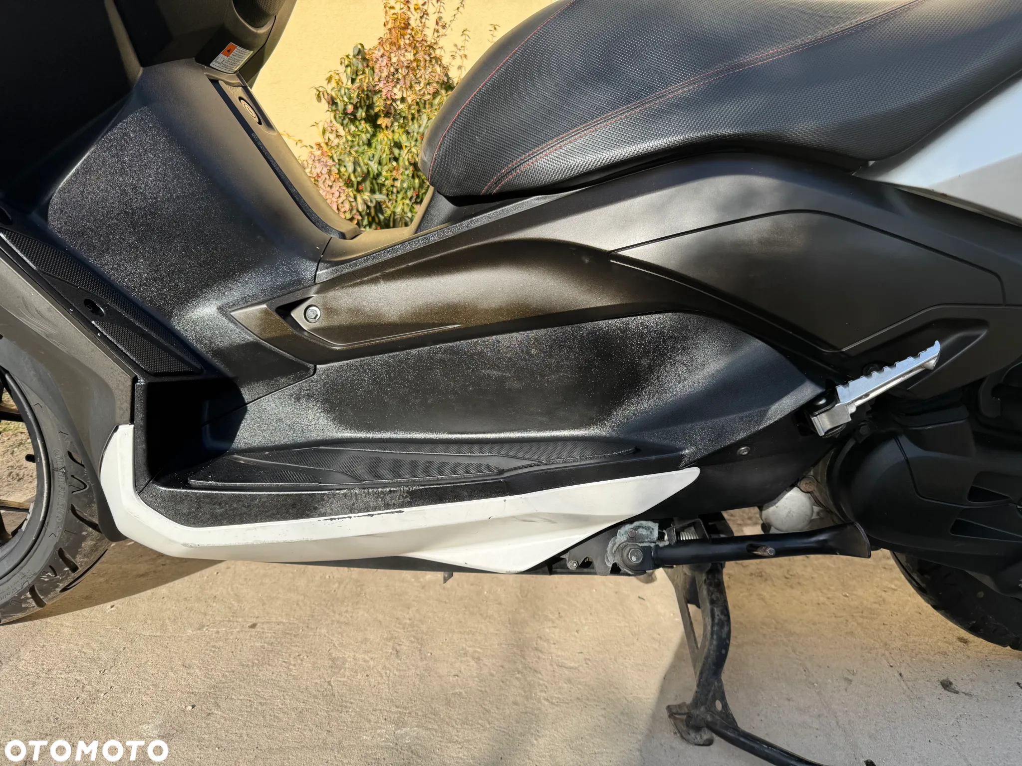 Yamaha X-max - 14