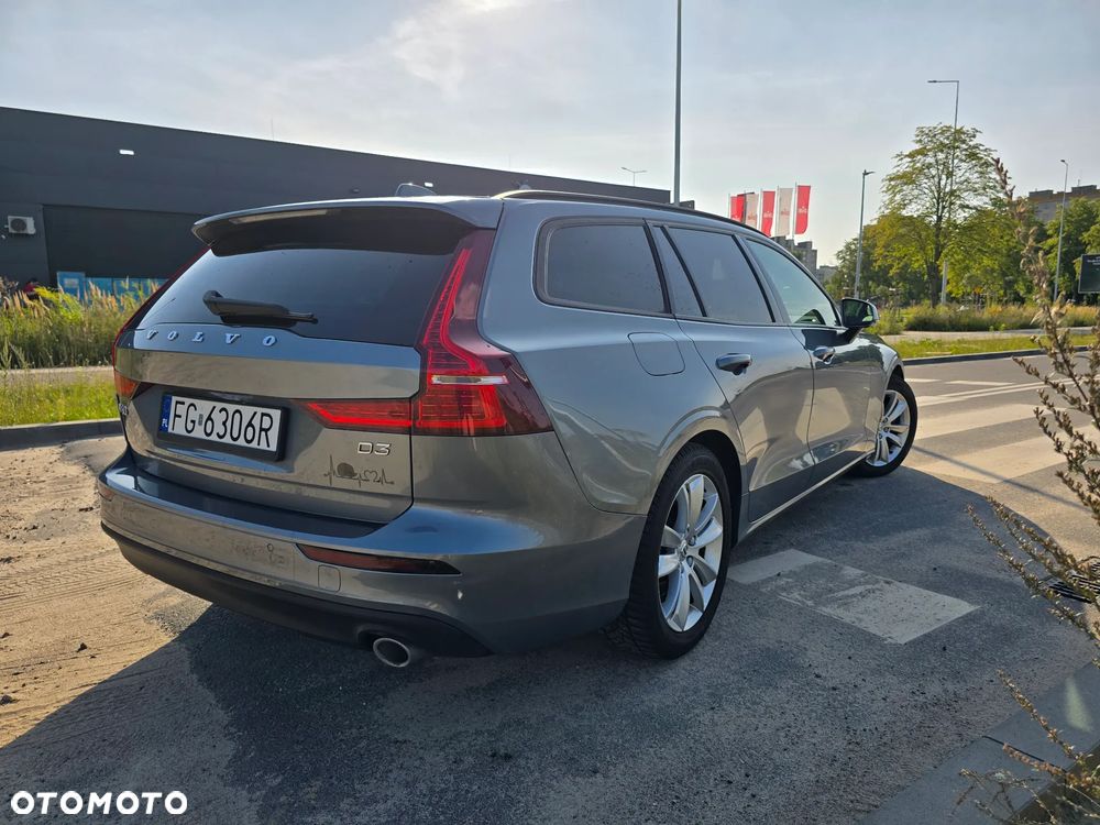 Volvo V60 D3 Geartronic Momentum Pro - 5