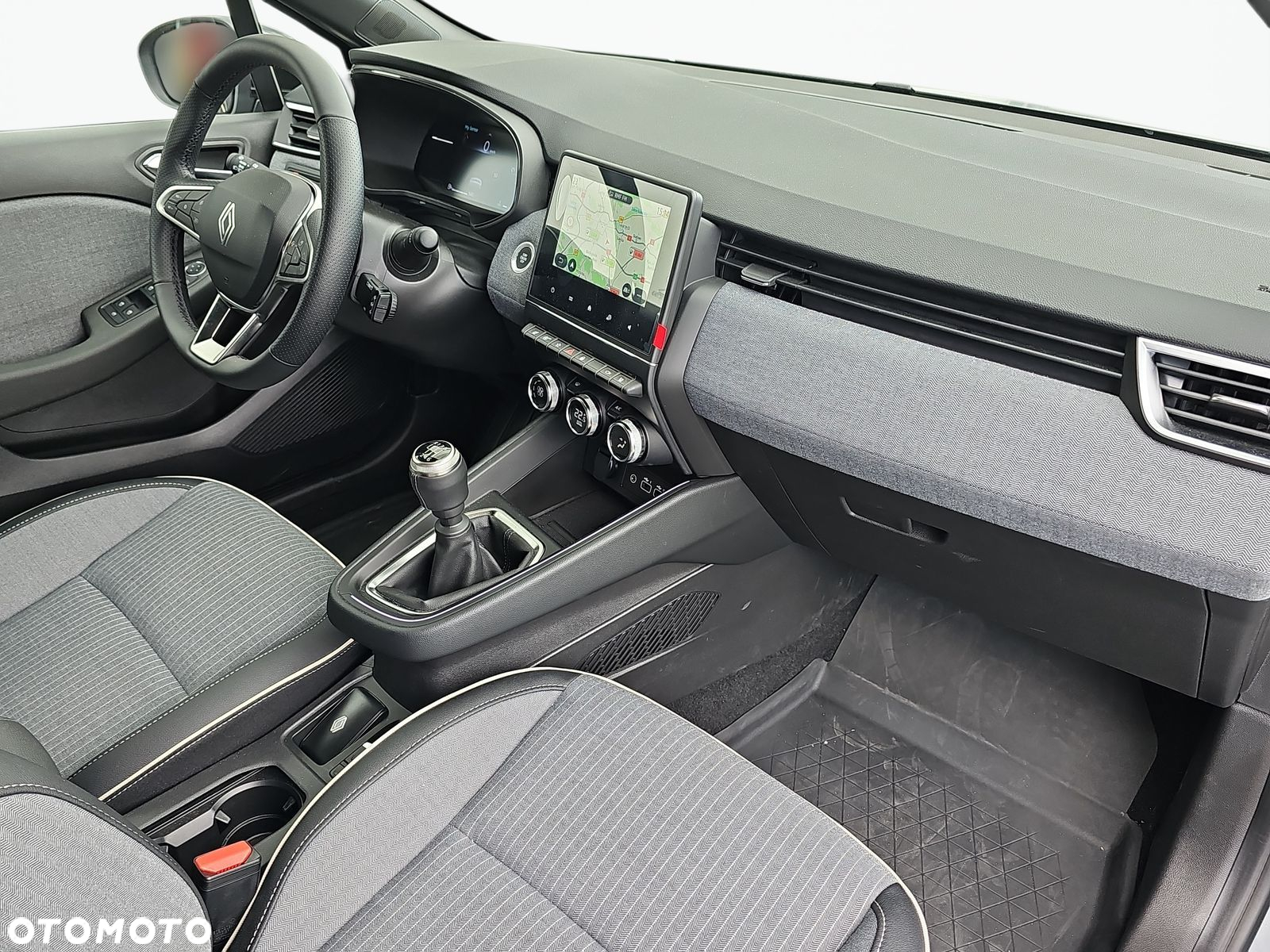 Renault Clio 1.0 TCe Techno - 25