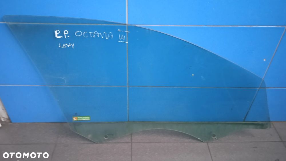 Szyba drzwi lewy przód Skoda Octavia III - 1