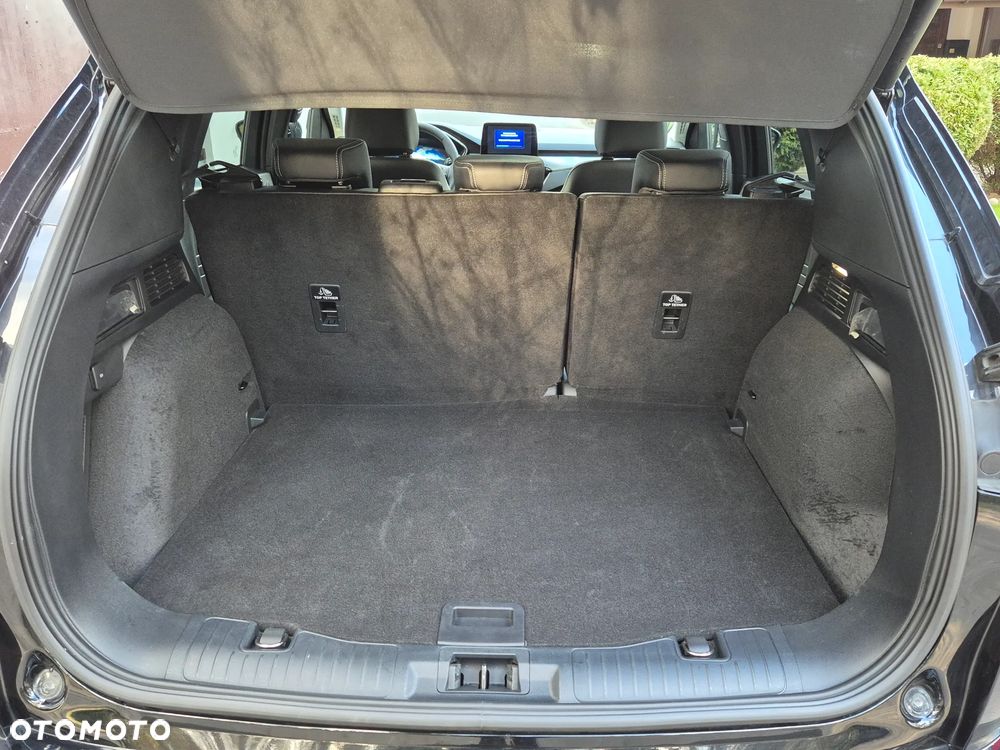 Ford Kuga 2.5 FHEV FWD Titanium X - 29