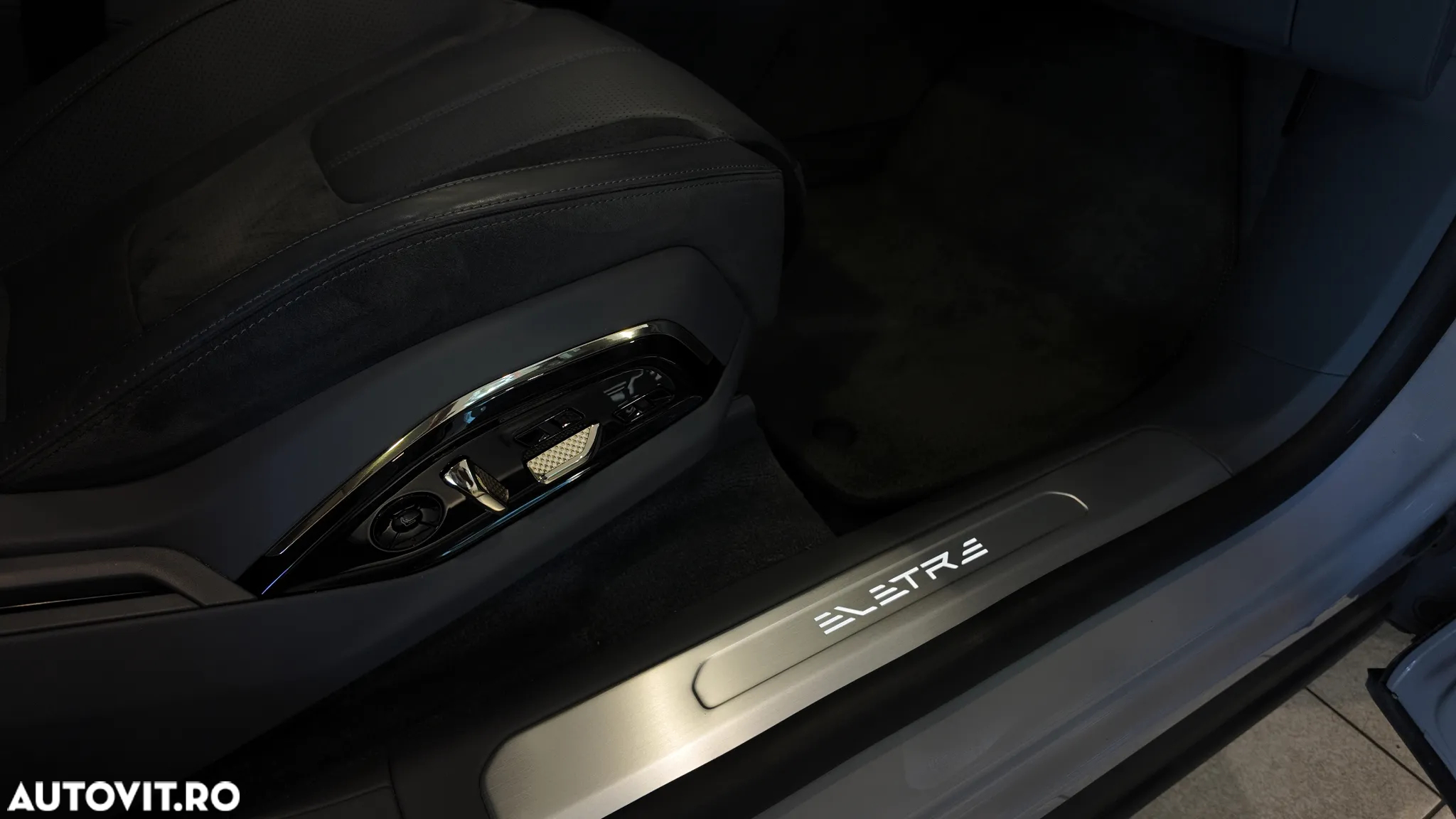 Lotus Eletre 900 Sport Carbon - 18