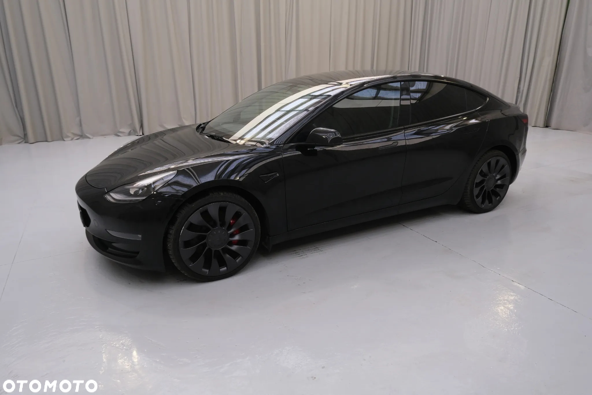 Tesla Model 3 Performance AWD - 2