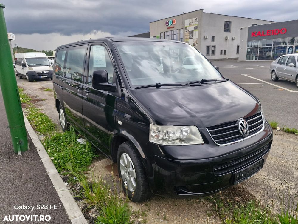 Volkswagen Multivan - 2