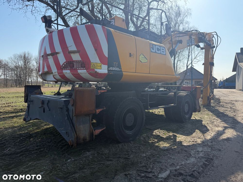 JCB Koparka Kołowa JS 220 w uszkodzona - 3