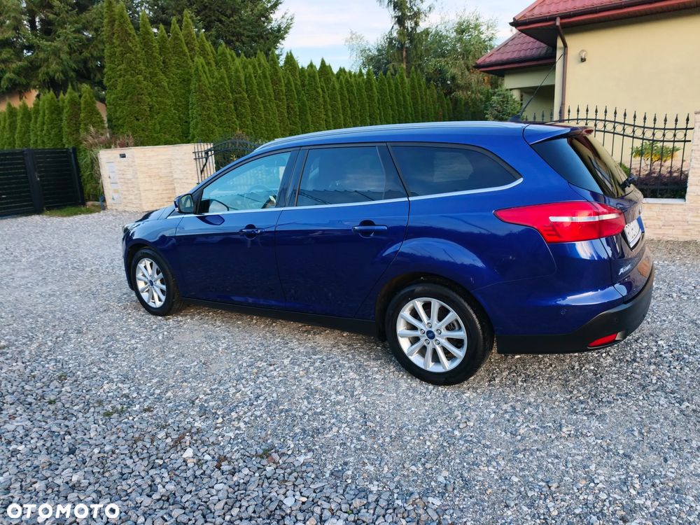 Ford Focus - 37