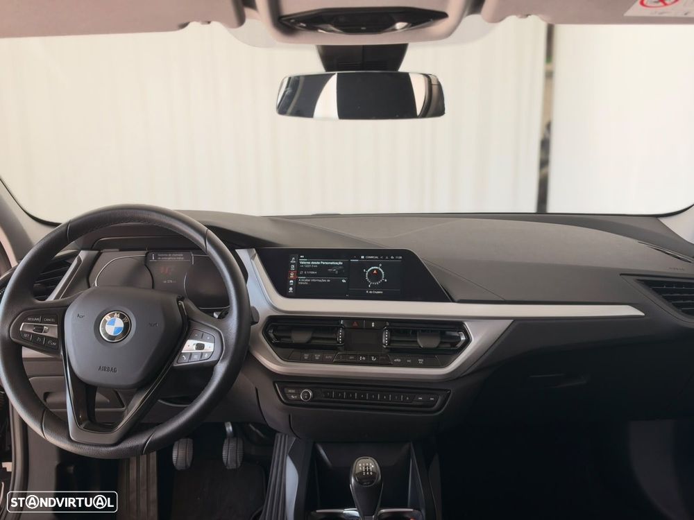 BMW 116 i Advantage - 8