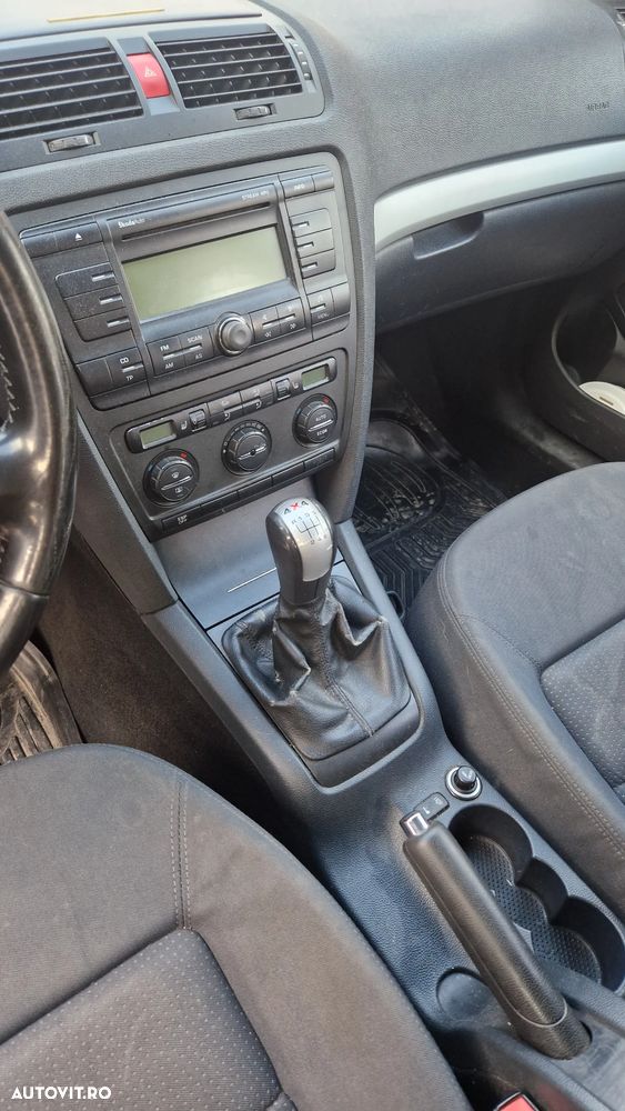 Skoda Octavia 2.0 FSI 4x4 - 6