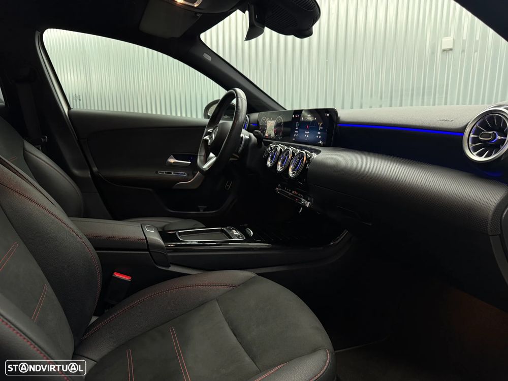 Mercedes-Benz A 200 Limousine AMG Line Aut. - 26