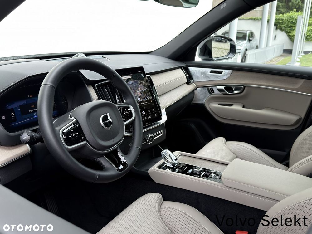 Volvo XC 90 - 25
