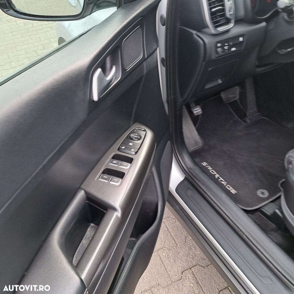 Kia Sportage 2,0 CRDI AWD Aut. Vision - 8
