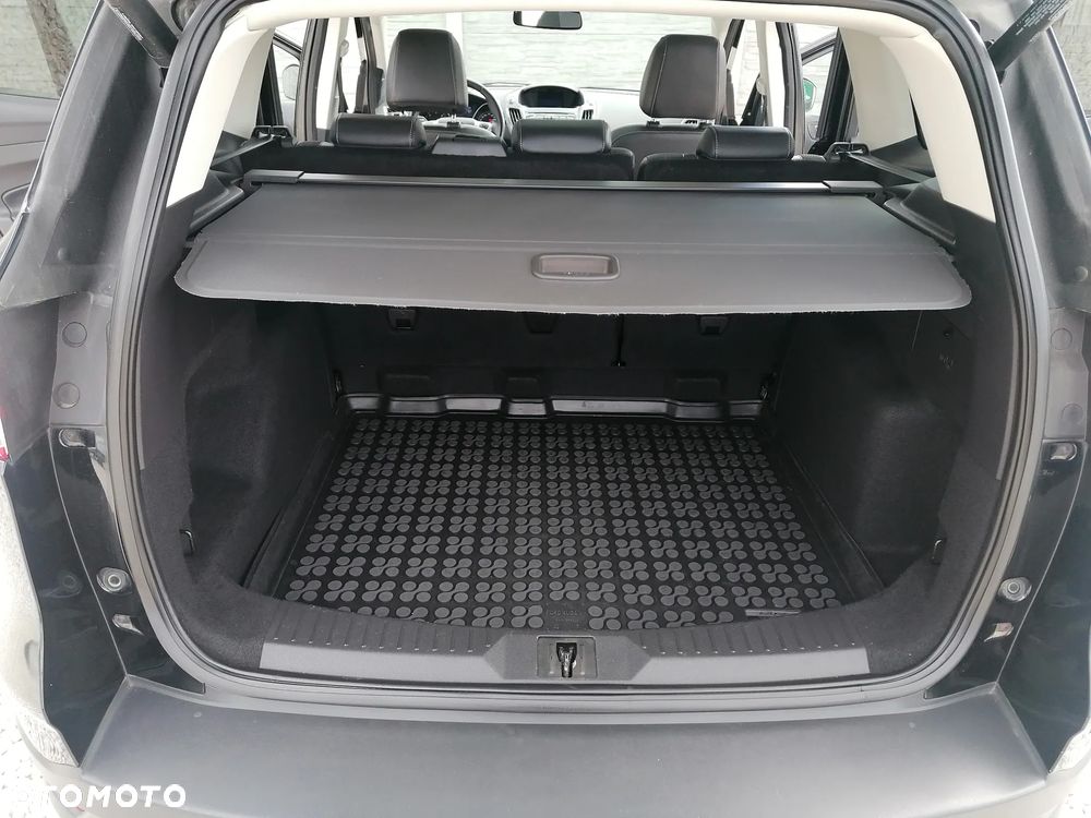 Ford Kuga 2.0 TDCi 4WD Titanium Plus - 32