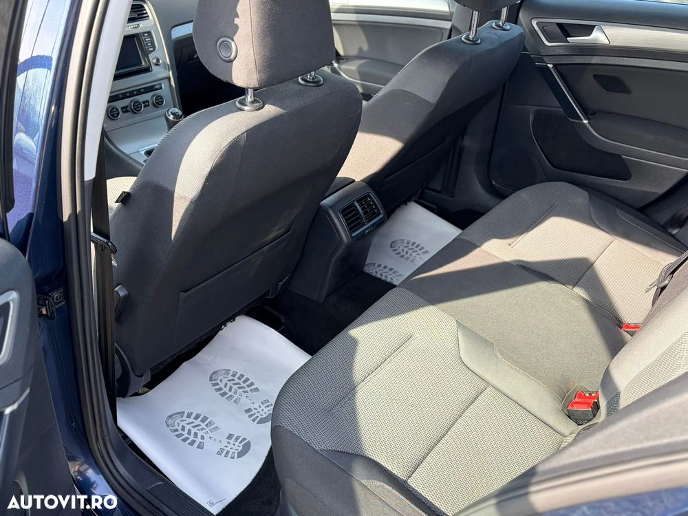 Volkswagen Golf 1.6 TDI BlueMotion Technology Comfortline - 7