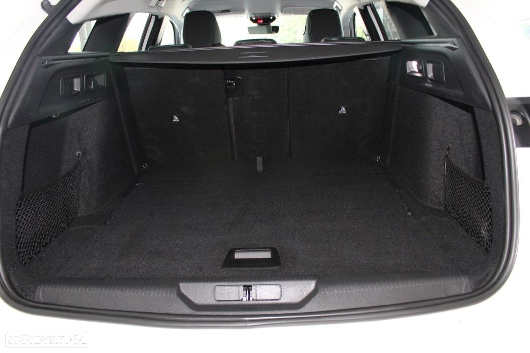 Peugeot 308 SW 1.2 PureTech Allure Pack EAT8 - 21