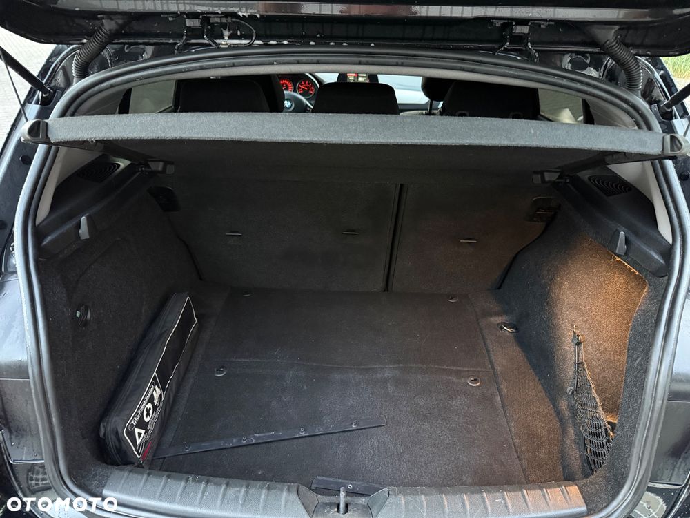 BMW Seria 1 118d Edition M Sport Shadow - 15