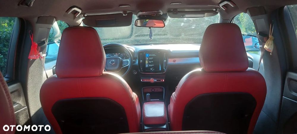 Volvo XC 40 - 11