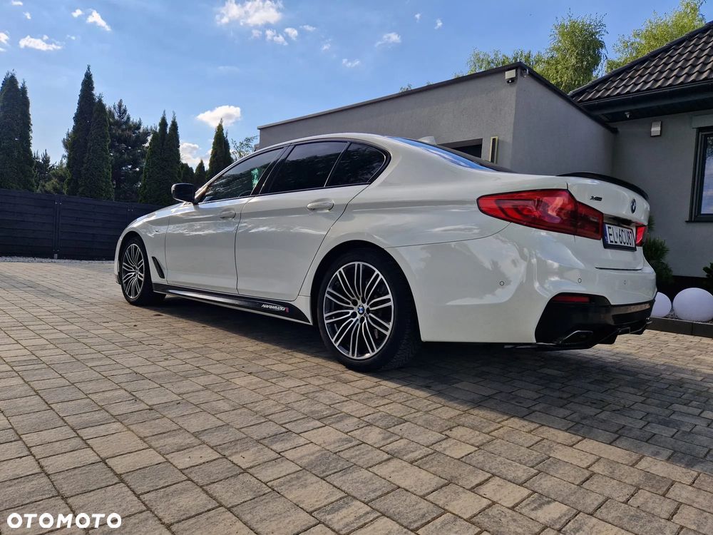 BMW Seria 5 530i xDrive M Sport Edition - 3