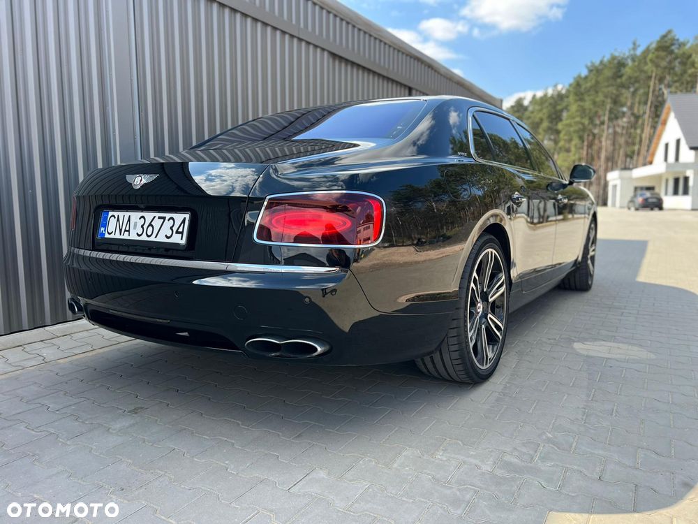 Bentley Flying Spur V8 S - 34