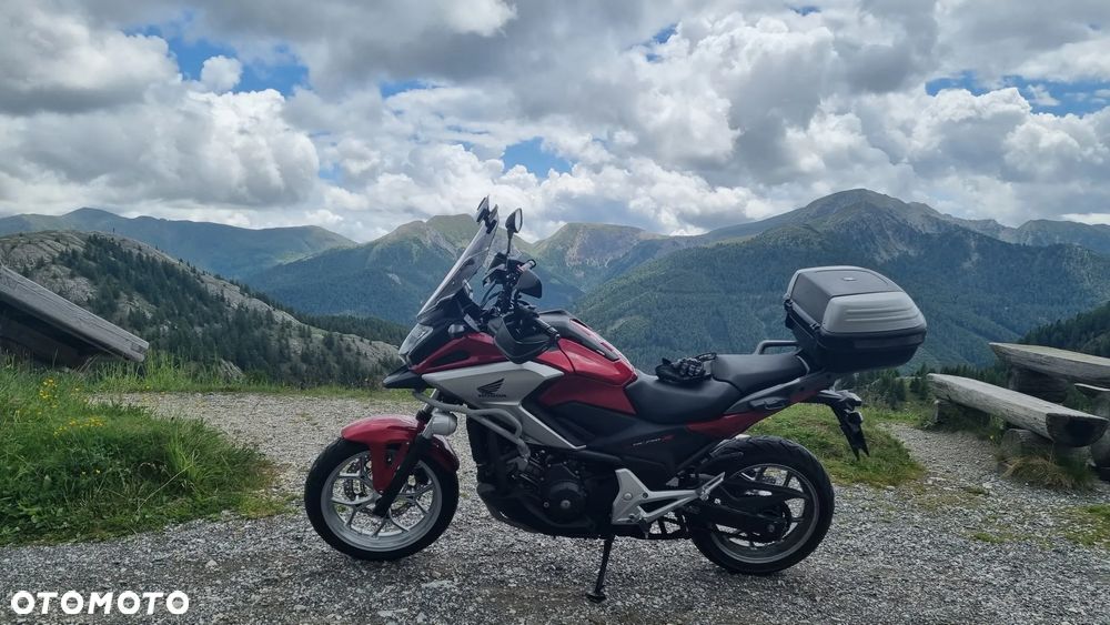 Honda NC - 9