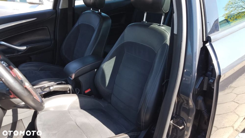 Ford Mondeo 1.8 TDCi Titanium X - 18