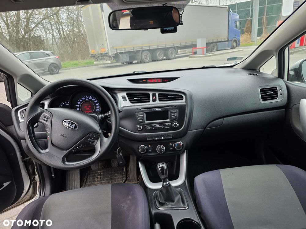 Kia Ceed 1.6 CRDi S - 11