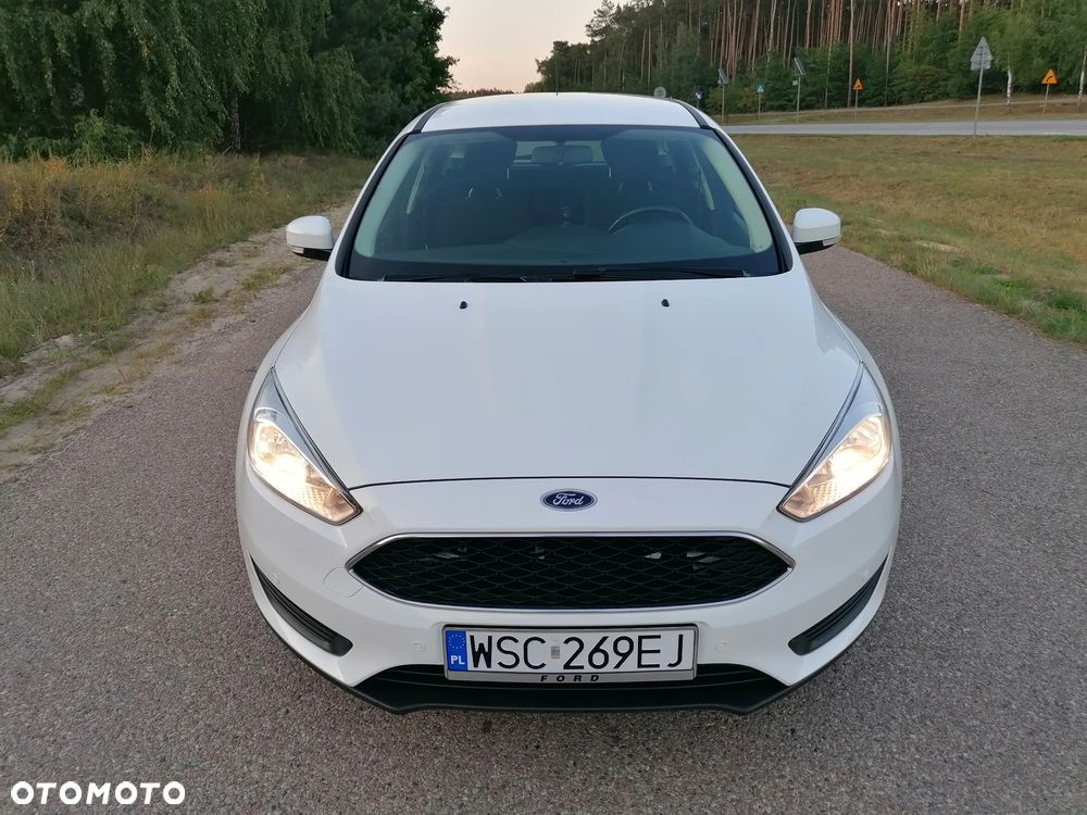 Ford Focus - 8