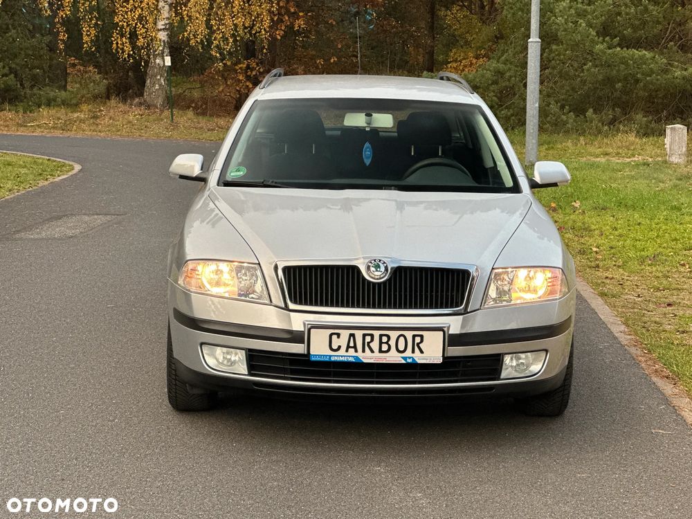 Skoda Octavia 1.6 Ambiente - 5