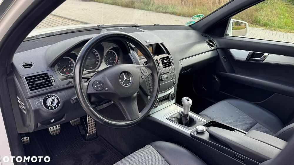 Mercedes-Benz Klasa C 180 Kompressor Avantgarde - 17