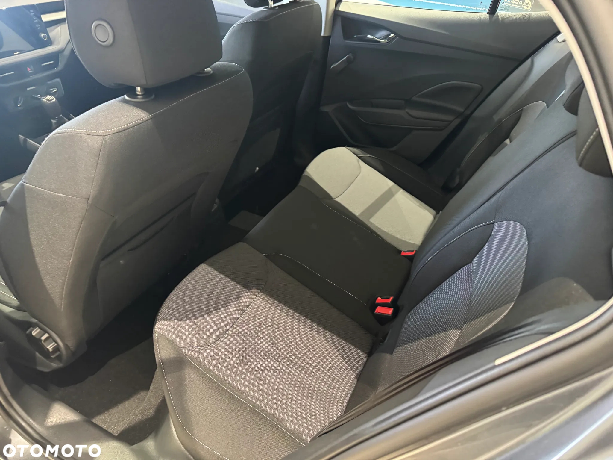 Skoda Fabia 1.0 TSI Edition 130 DSG - 5