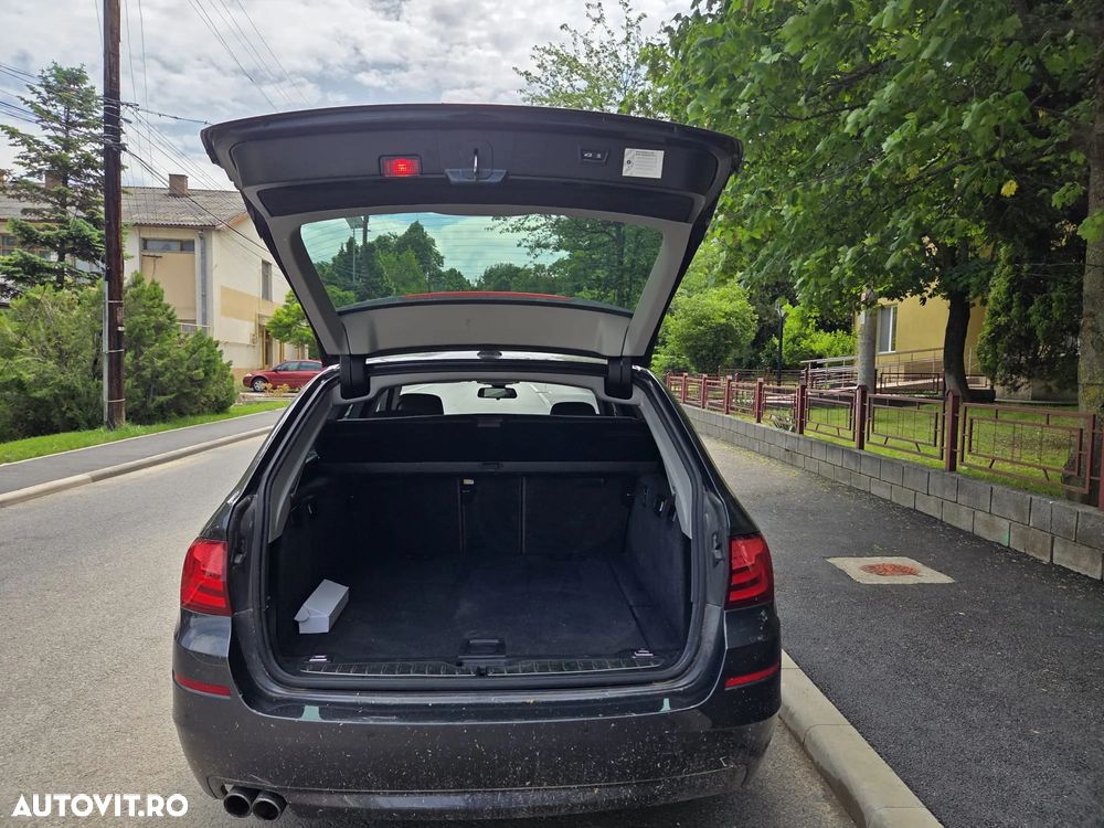 BMW Seria 5 520d Aut. Luxury Line - 3