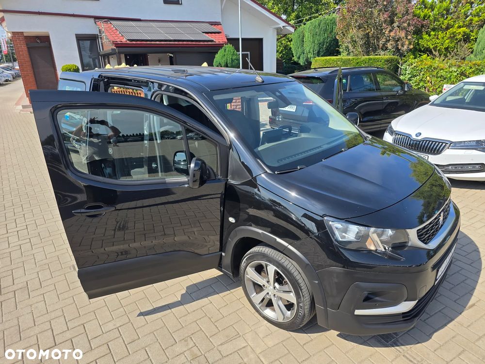 Peugeot Rifter - 32