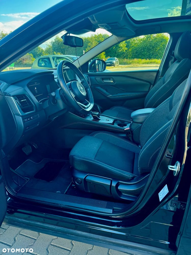 Nissan Qashqai 1.3 DIG-T MHEV N-Connecta Xtronic - 24