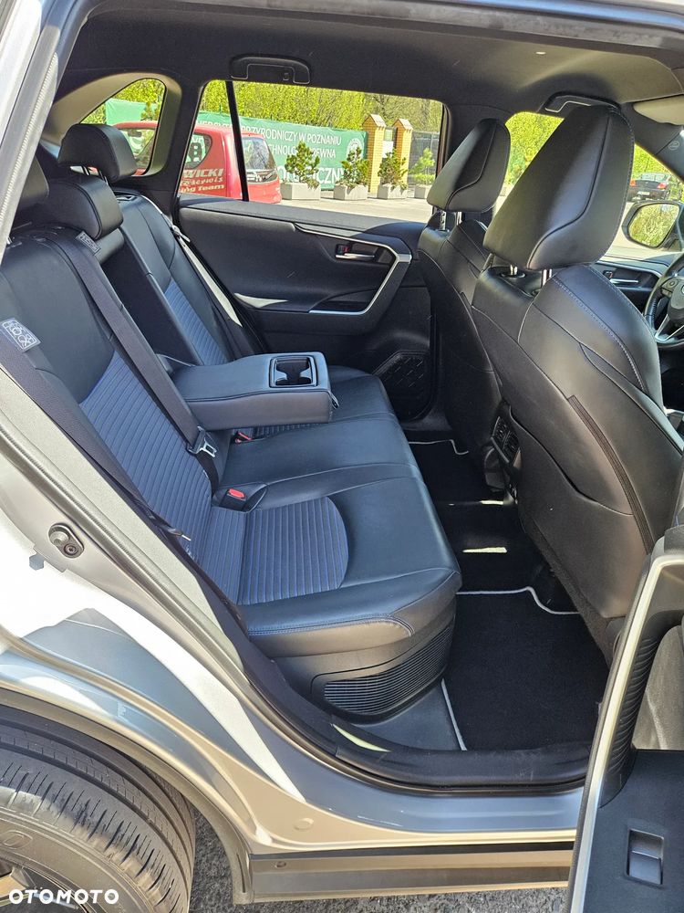 Toyota RAV4 2.5 Hybrid Selection 4x2 - 18