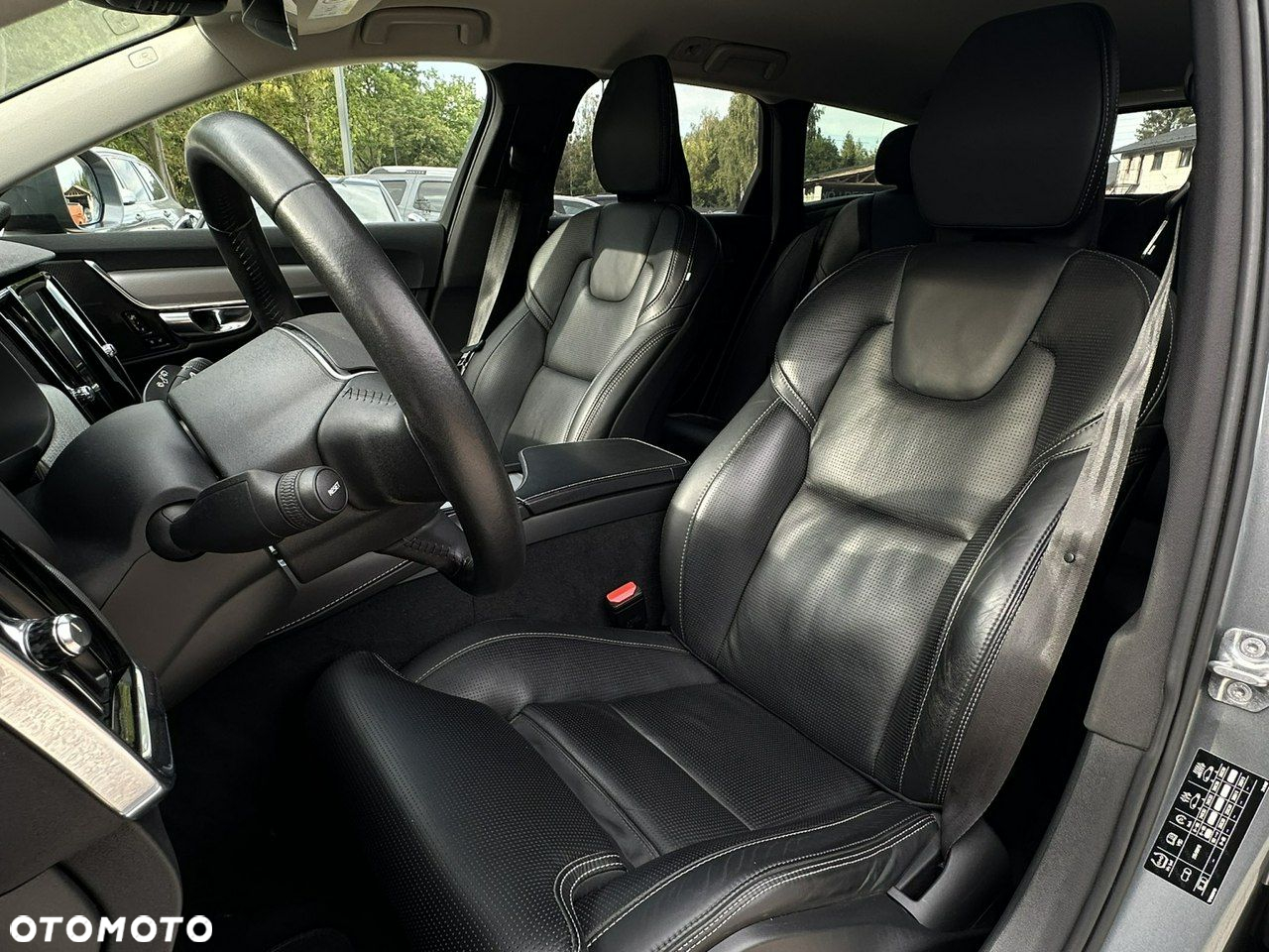 Volvo V90 Cross Country D5 SCR AWD Pro - 15