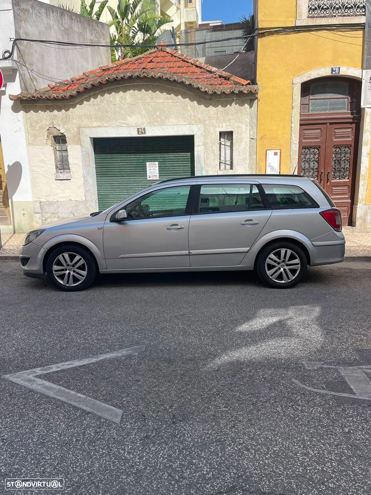 Opel Astra 1.3 CDTI Cosmo - 3