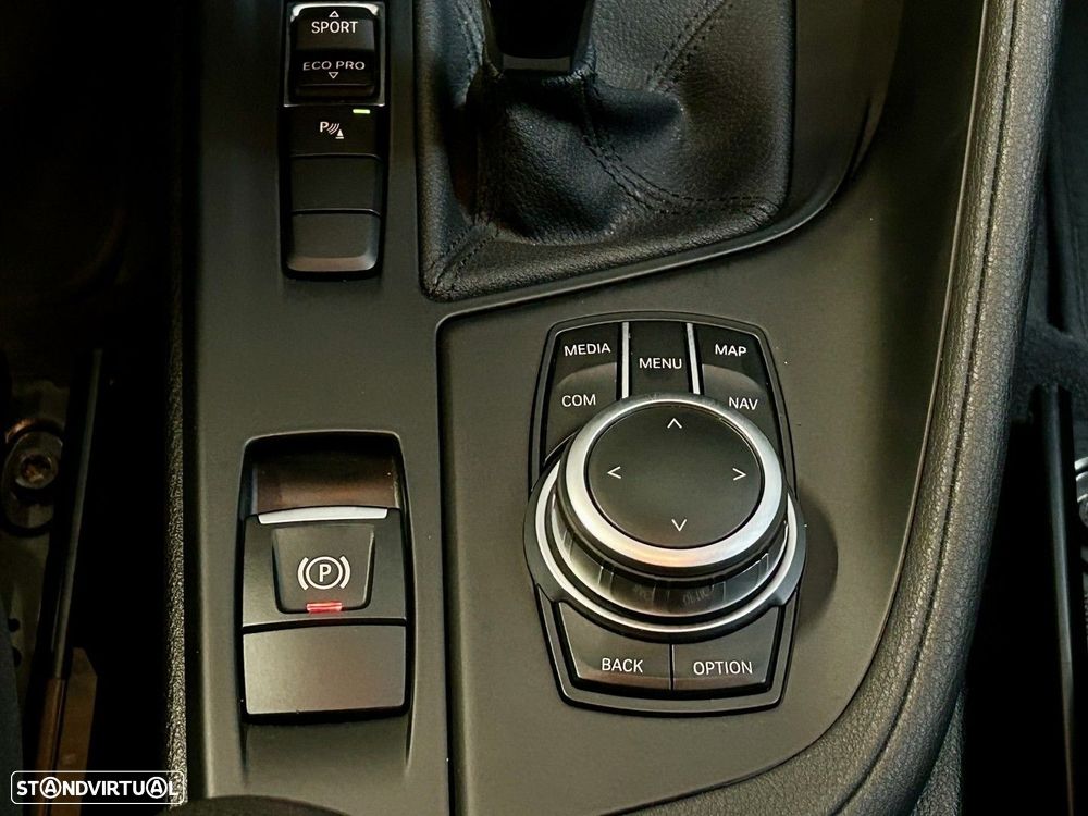 BMW X1 18 i sDrive xLine Auto - 34