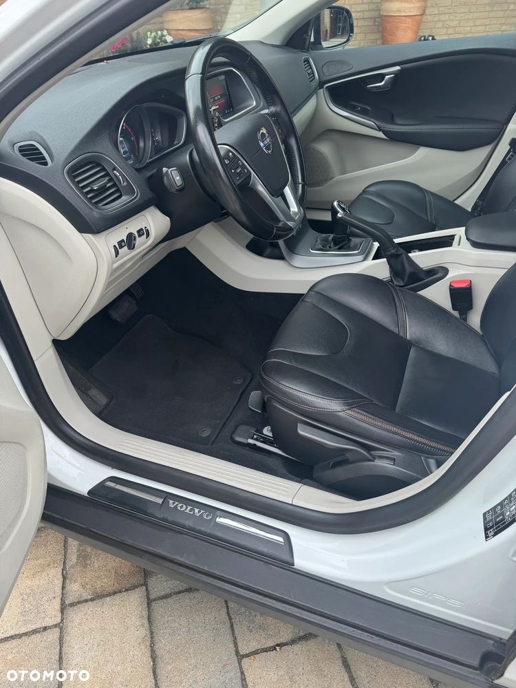 Volvo V40 Cross Country D2 Powershift Summum - 9
