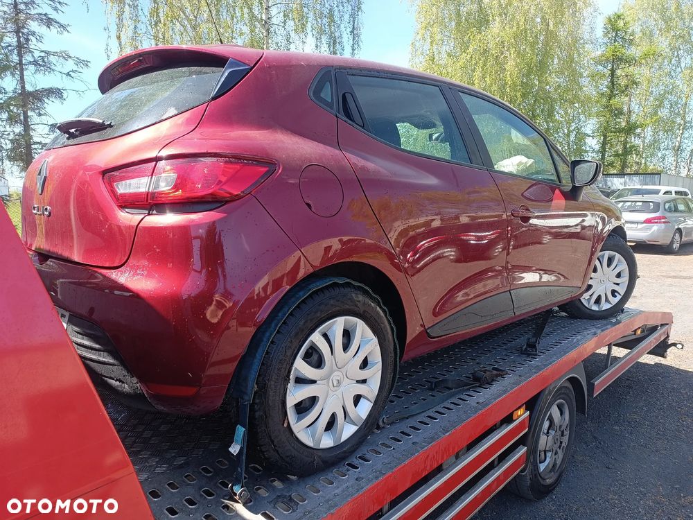 Renault Clio 1.2 16V Alize - 5