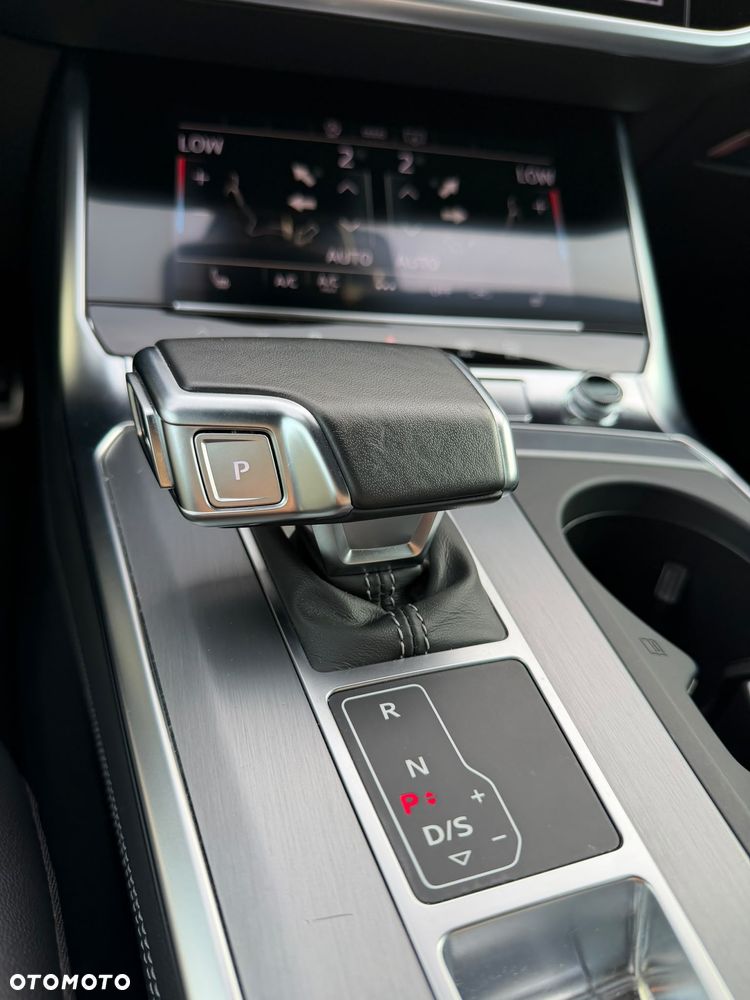 Audi A6 Avant - 28