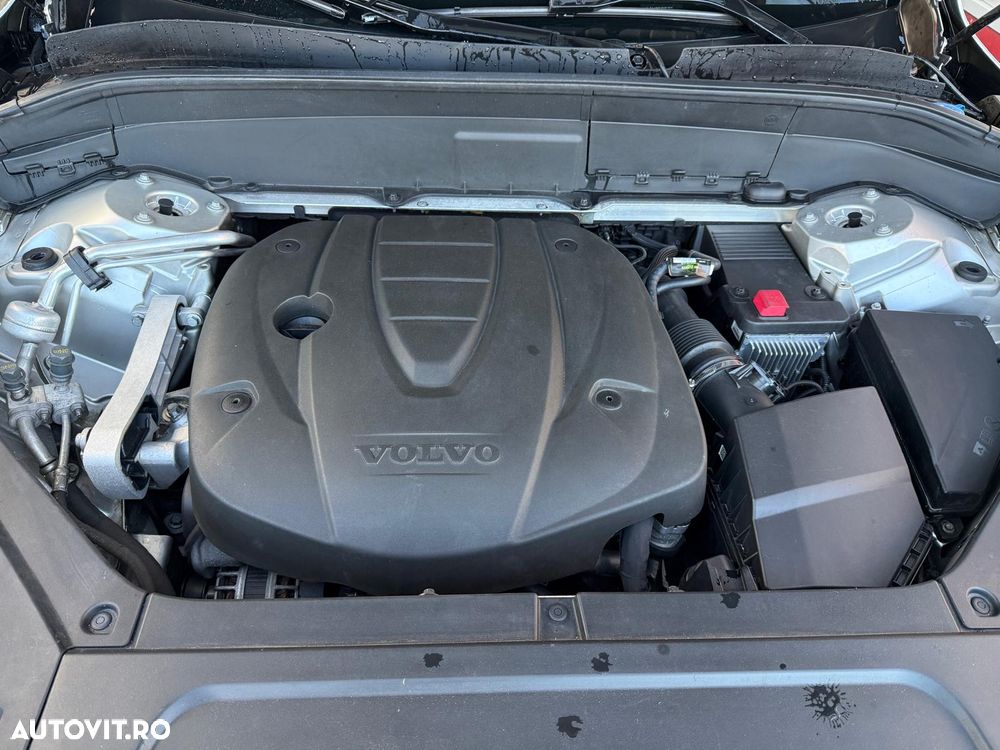Volvo XC 90 - 3