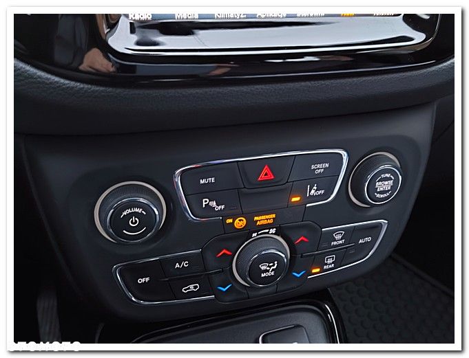 Jeep Compass 1.4 MultiAir Business Line - 26