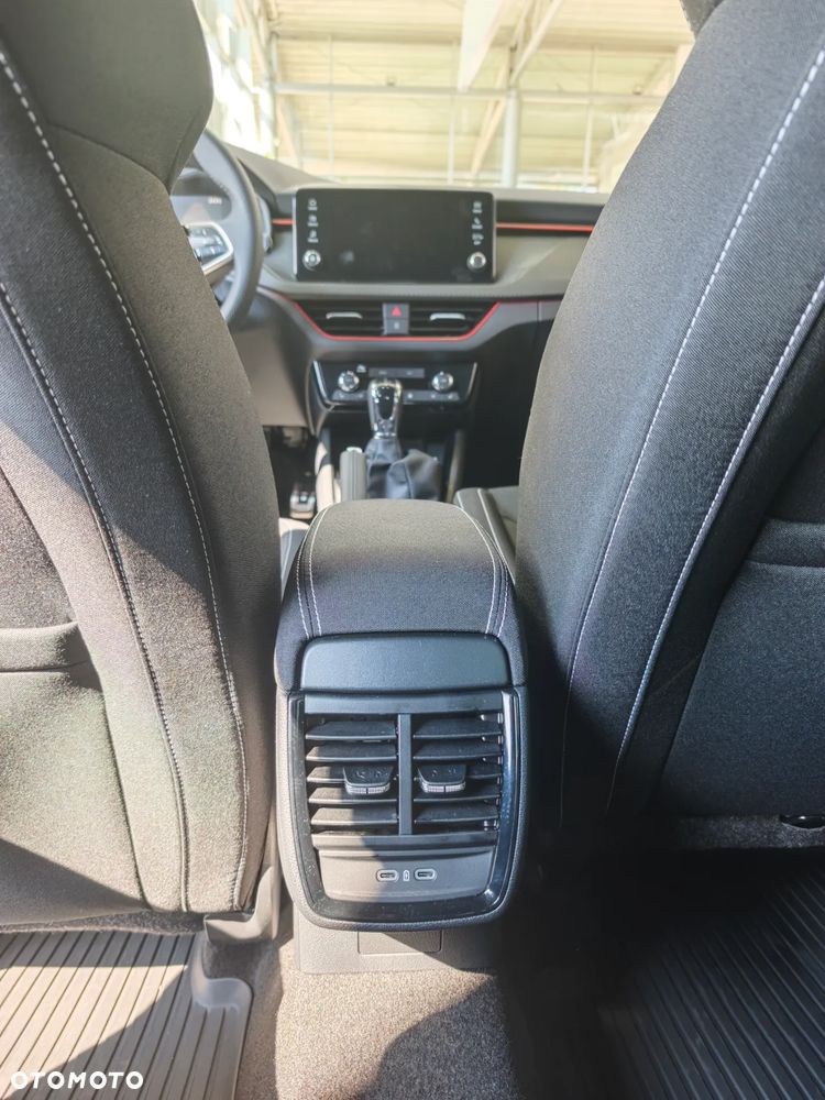 Skoda Kamiq 1.0 TSI Monte Carlo DSG - 12