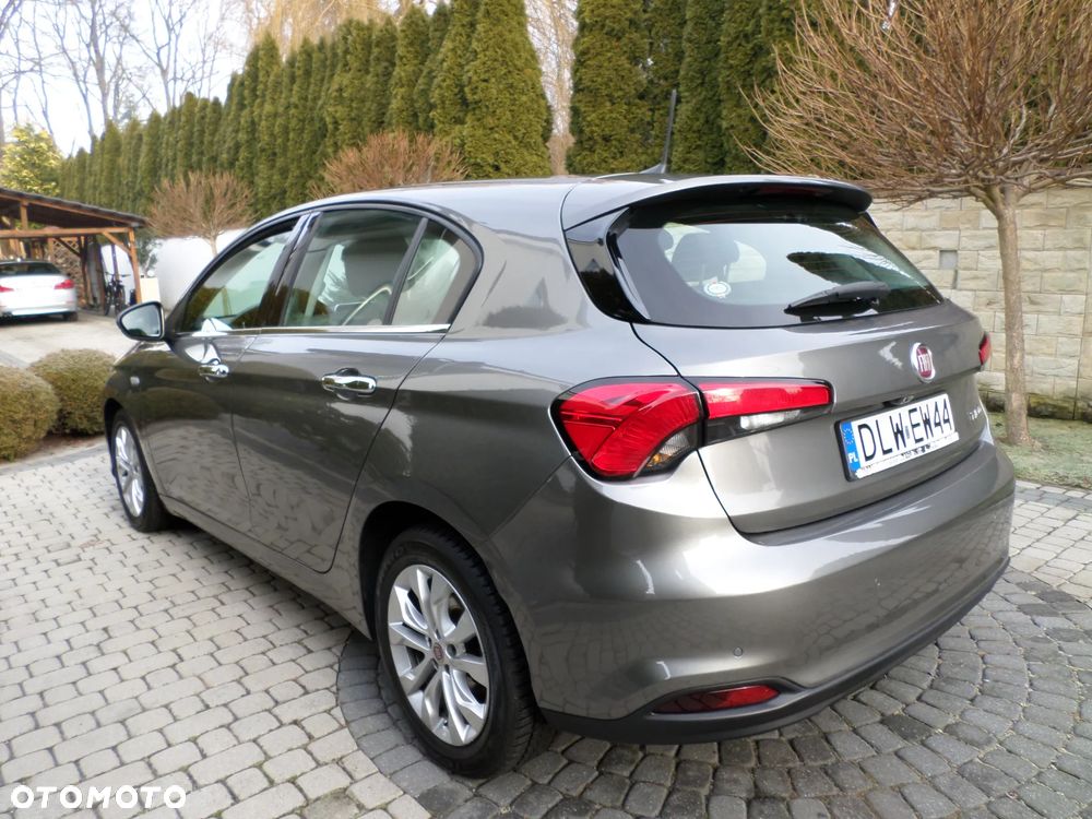 Fiat Tipo 1.4 T-Jet 16v Lounge - 12