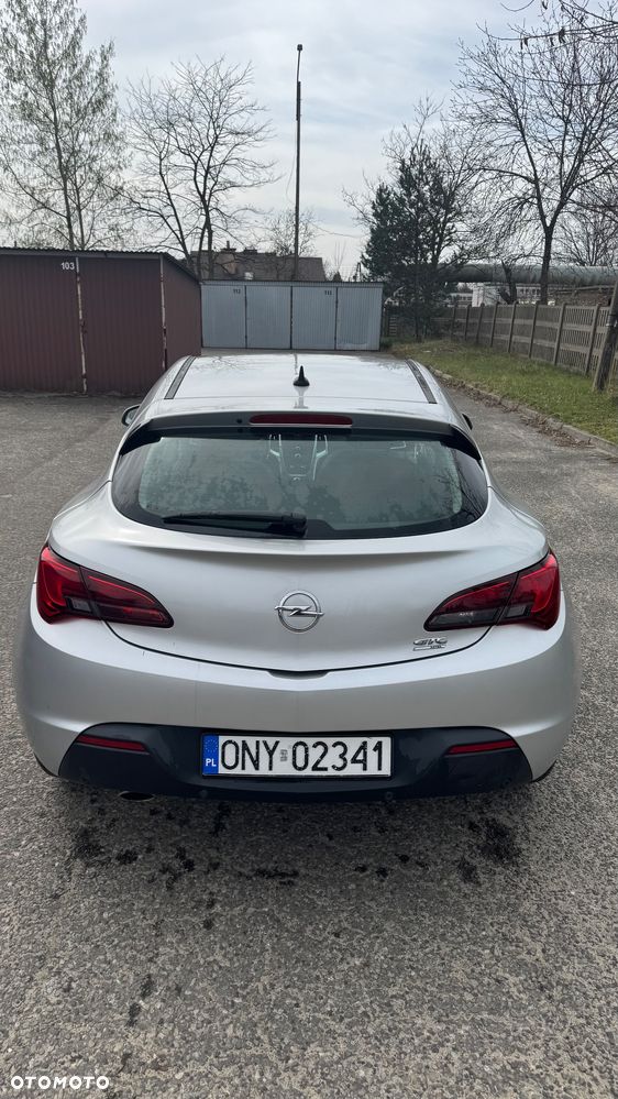 Opel Astra 2.0 CDTI ecoFLEX Start/Stop - 9