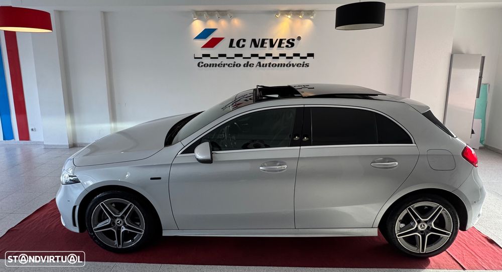 Mercedes-Benz A 250 e AMG Line - 5