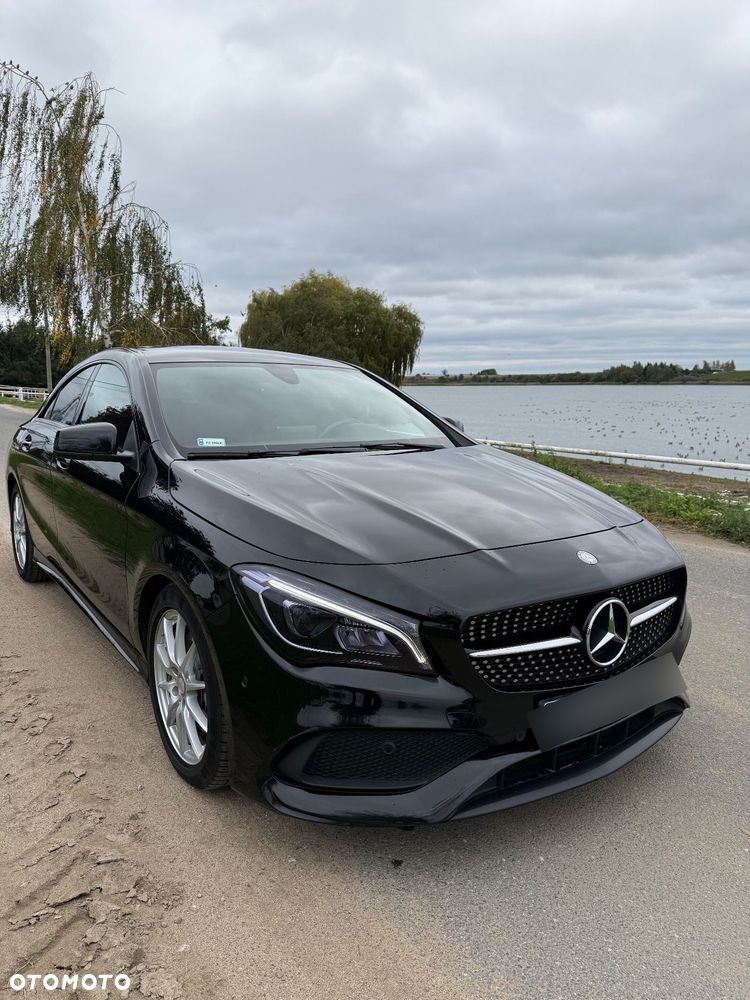 Mercedes-Benz CLA 220 4-Matic - 1